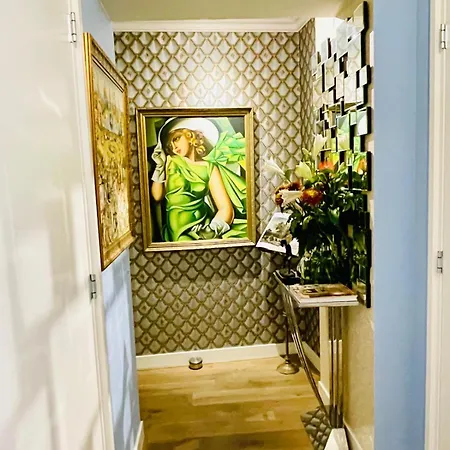 Luxury Center With Canal View 1 Kingsize Bed And 1 Sleeping Sofa Amsterdam