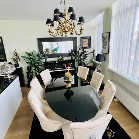 Lägenhet Luxury Center With Canal View 1 Kingsize Bed And 1 Sleeping Sofa