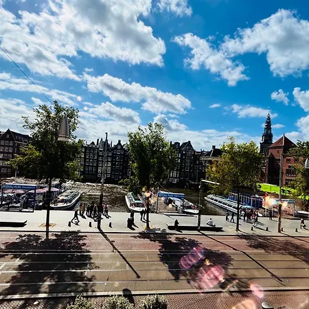 Luxury Center With Canal View 1 Kingsize Bed And 1 Sleeping Sofa Amsterdam