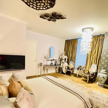 Lejlighed Luxury Center With Canal View 1 Kingsize Bed And 1 Sleeping Sofa Amsterdam