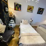 Luxury Center With Canal View 1 Kingsize Bed And 1 Sleeping Sofa אמסטרדם